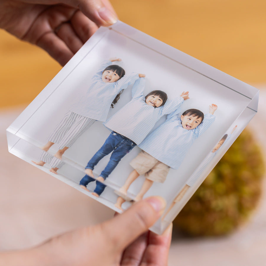 アクリルフォトブロック【S】Z42/5×5 プレゼント 記念品 写真立て – 縁